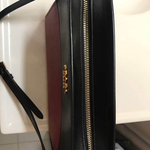 **SOLD**Prada Small Saffiano Red & black Leather - Picture 4 of 8